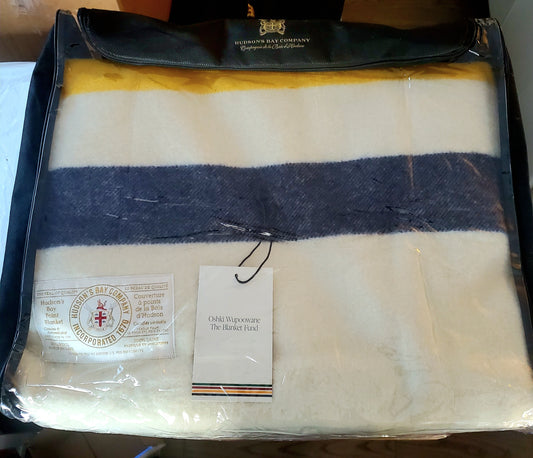 Hudson's Bay Queen Size 6 Points Blanket